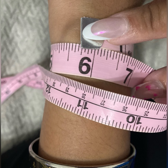 ⛳️⛳️ Hermes Black and Gold Equestrian Bracelet - Picture 14 of 14